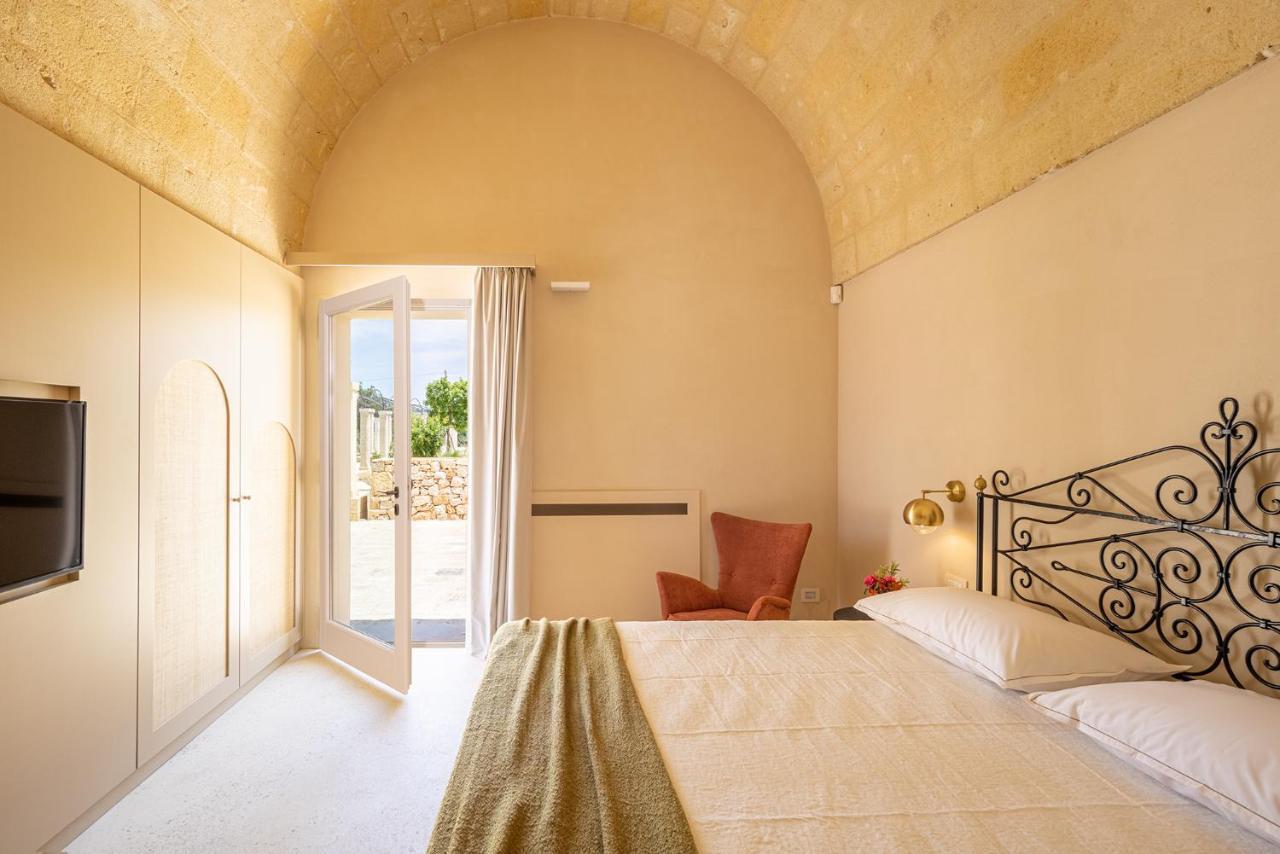 Bed and Breakfast Il Giardino Grande - Dimora In Salento à Parabita Extérieur photo